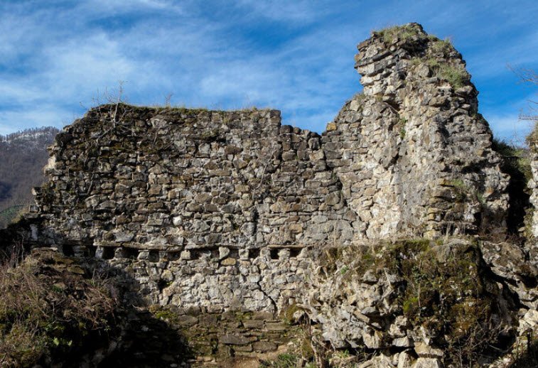 Aq Qaleh Golabar Castle, Iran